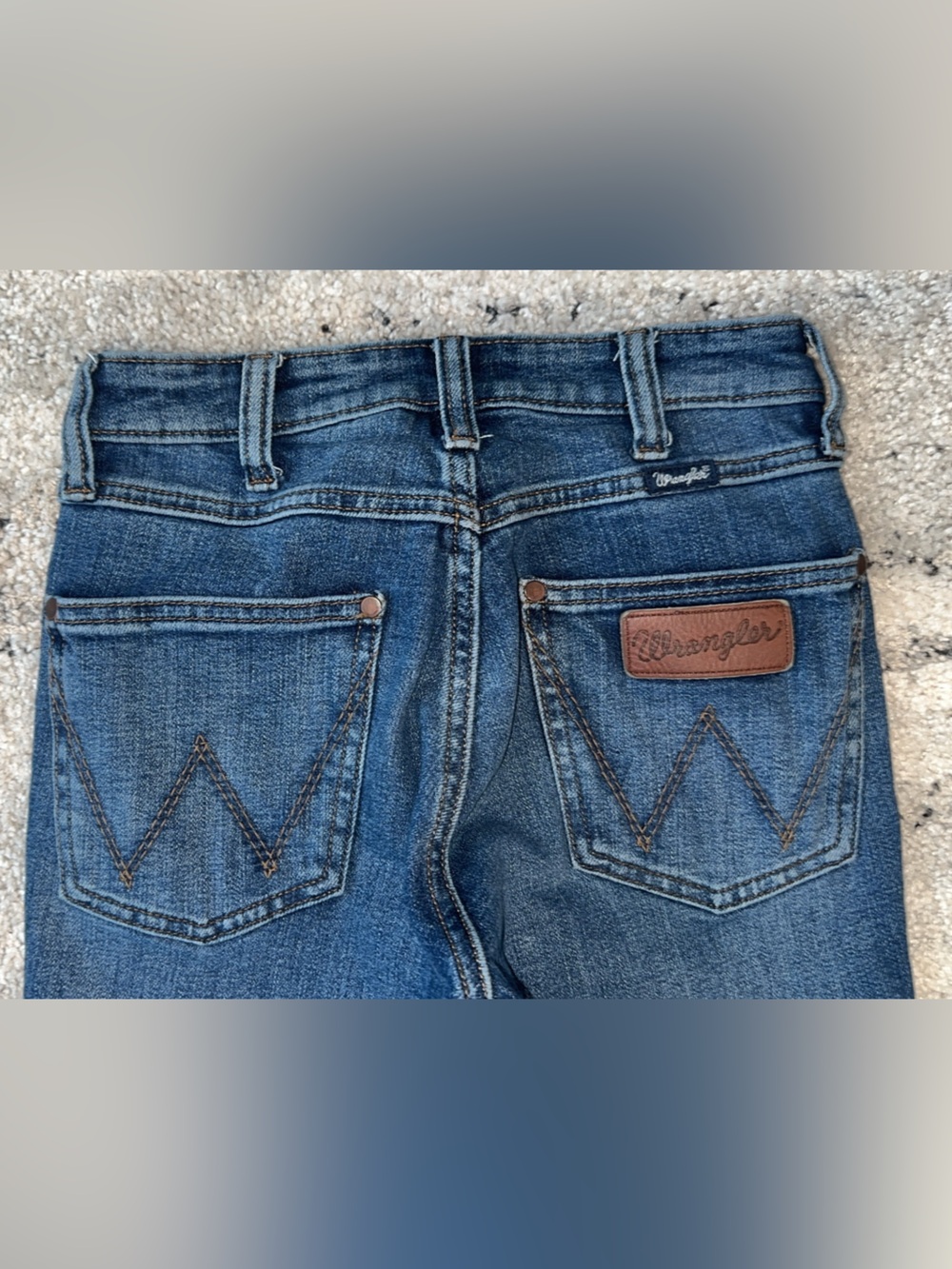 Wrangler Retro Women's Wide Leg Jeans - Picture 2 of 4